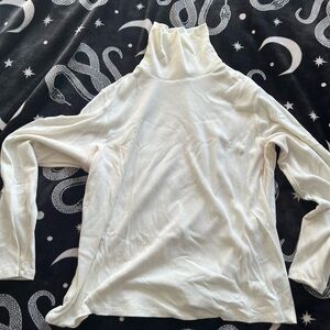 Old Navy Cream Ribbed Long-Sleeve Turtleneck Top